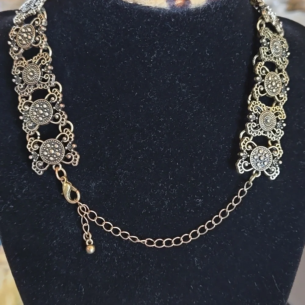 Vintage Bejeweled Chocker Necklace